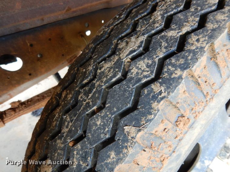 image for item DH2454 1970 Ford F600 flatbed truck