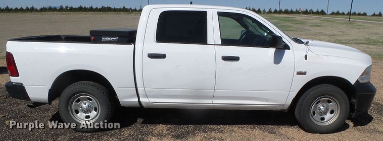 image for item DH4875 2015 Dodge Ram 1500  Crew Cab pickup truck