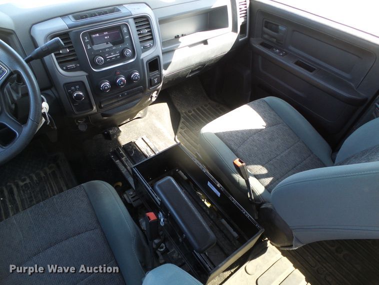 image for item DH4875 2015 Dodge Ram 1500  Crew Cab pickup truck