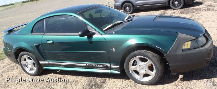 image for item DH4878 2001 Ford Mustang