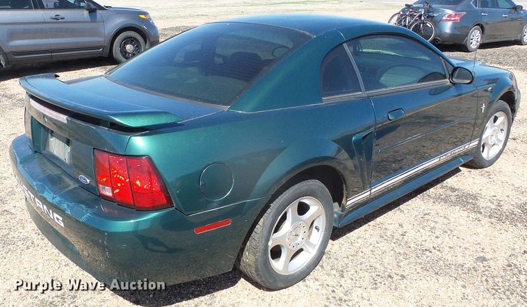 image for item DH4878 2001 Ford Mustang