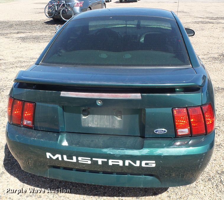 image for item DH4878 2001 Ford Mustang