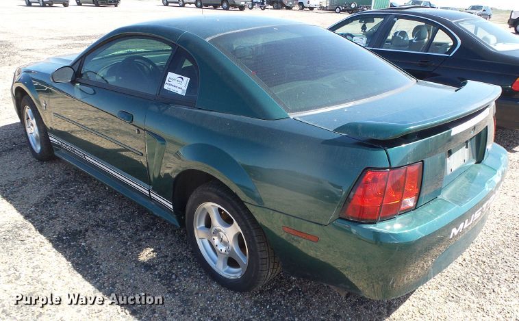 image for item DH4878 2001 Ford Mustang
