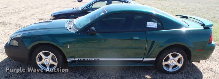 image for item DH4878 2001 Ford Mustang