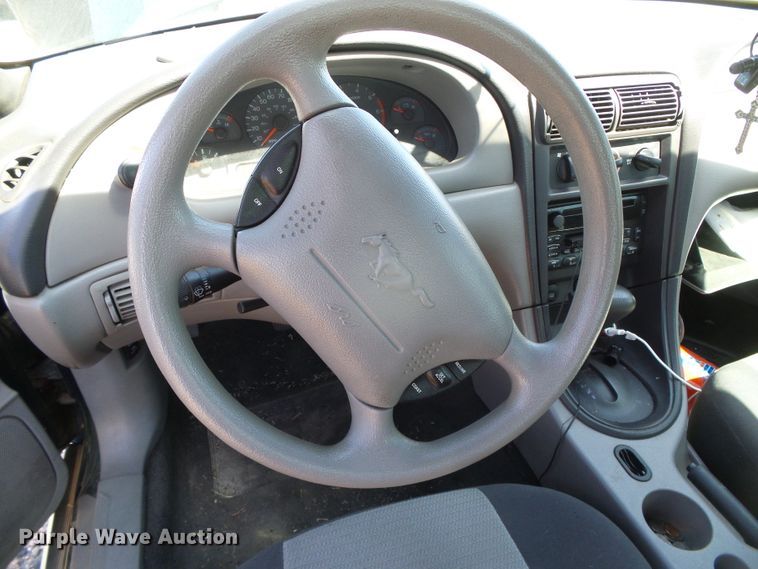 image for item DH4878 2001 Ford Mustang