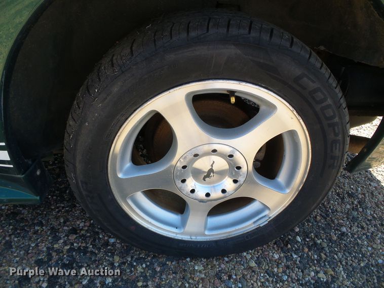 image for item DH4878 2001 Ford Mustang