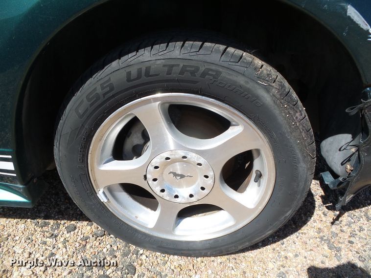 image for item DH4878 2001 Ford Mustang