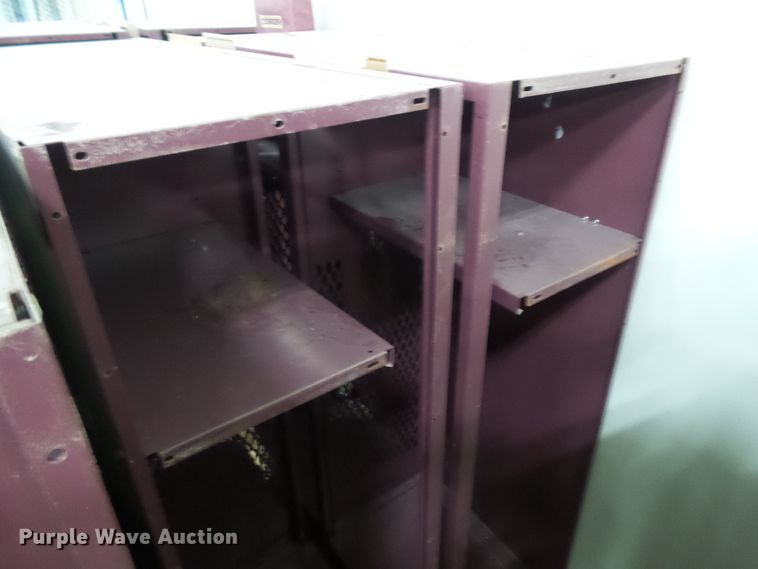 image for item EM9957 (7) steel athletic lockers