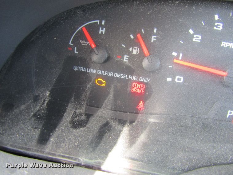 image for item FD9401 2008 Ford Econoline E450 shuttle bus