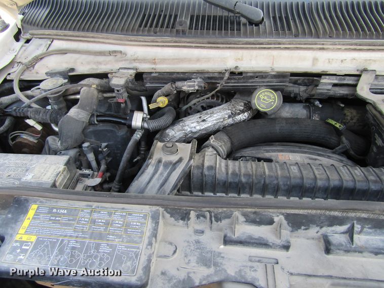 image for item FD9401 2008 Ford Econoline E450 shuttle bus