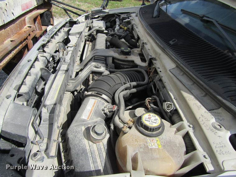 image for item FD9402 2008 Ford Econoline E450 shuttle bus