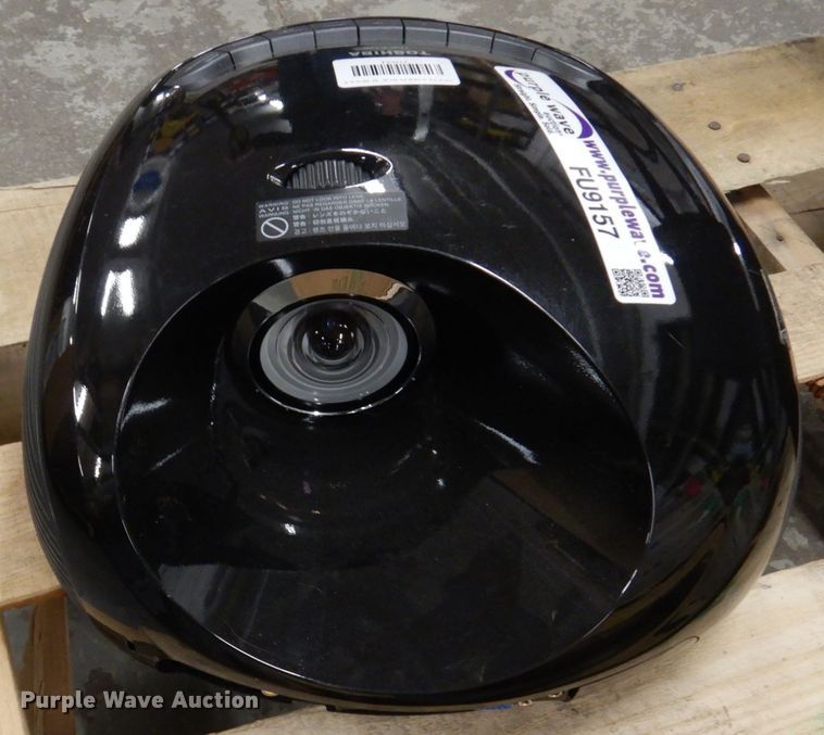 image for item FU9157 Toshiba TDP-ET20 DVD projector