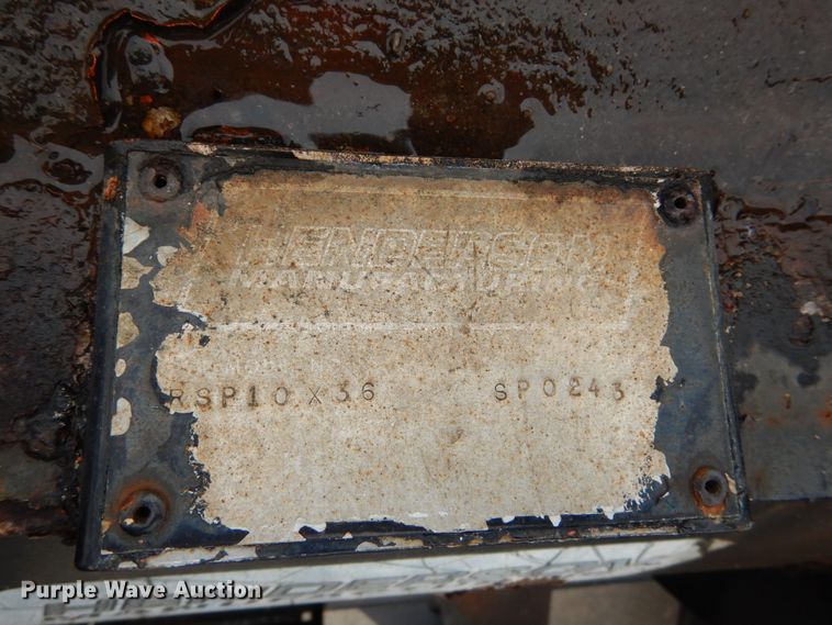 image for item GB9880 1998 International 4900 dump truck