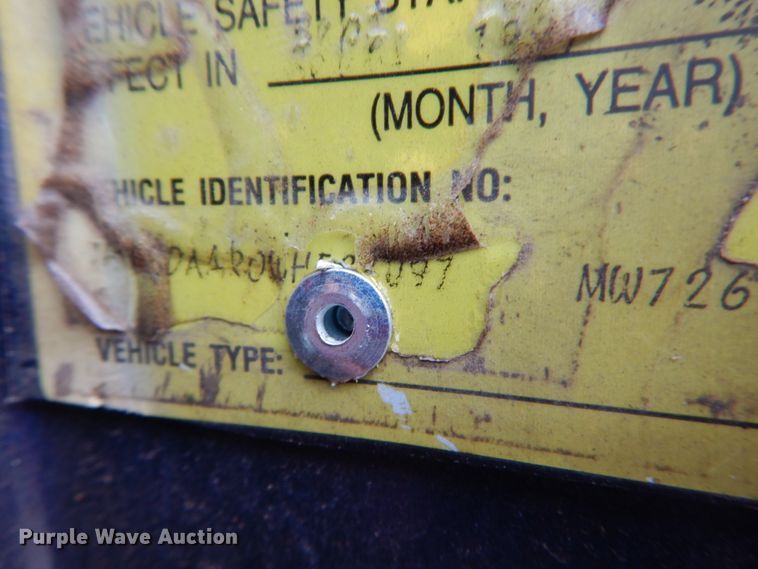 image for item GB9880 1998 International 4900 dump truck