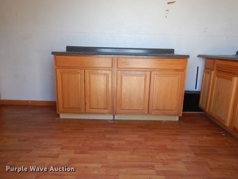 image for item GD9094 2004 Shelby enclosed cargo trailer