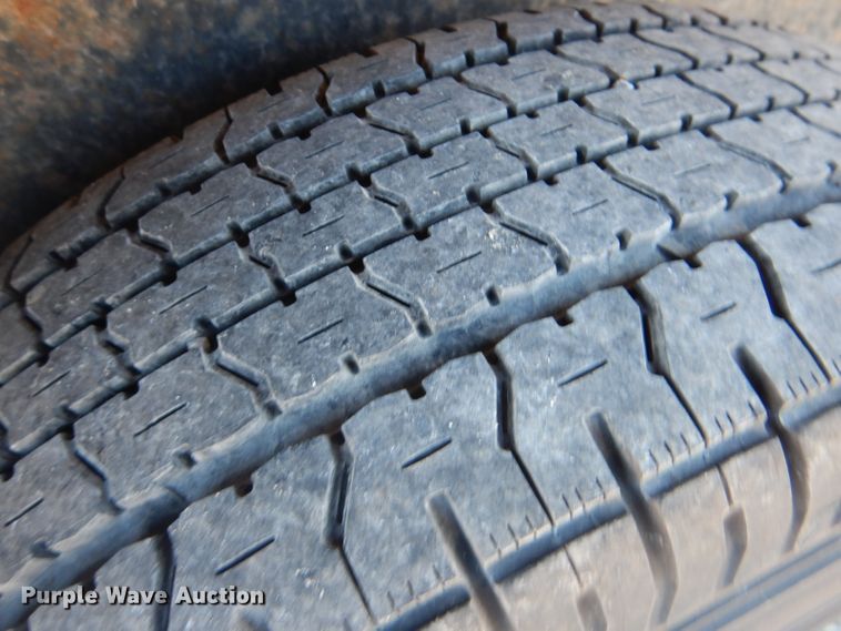 image for item GD9094 2004 Shelby enclosed cargo trailer