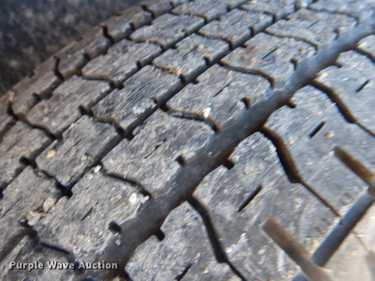 image for item GD9094 2004 Shelby enclosed cargo trailer