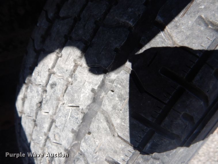 image for item GD9094 2004 Shelby enclosed cargo trailer