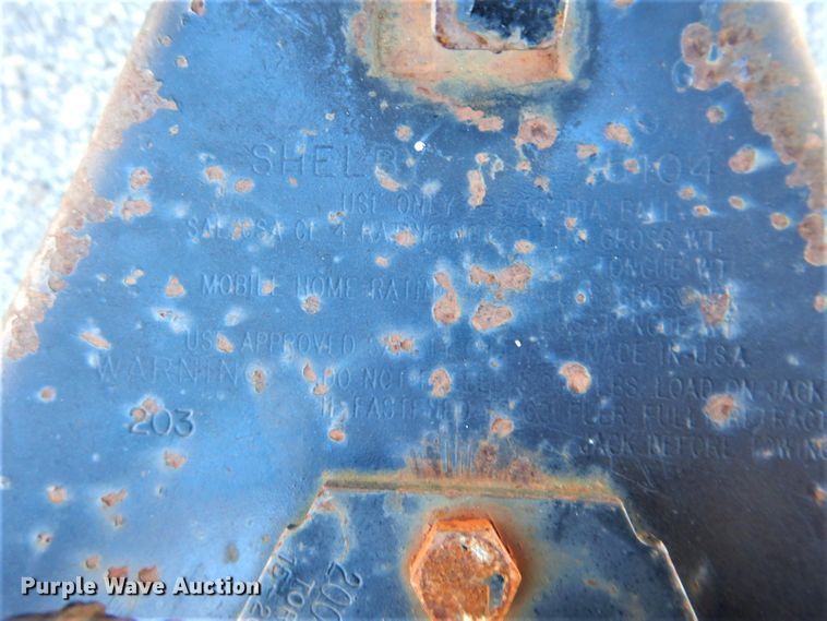 image for item GD9094 2004 Shelby enclosed cargo trailer