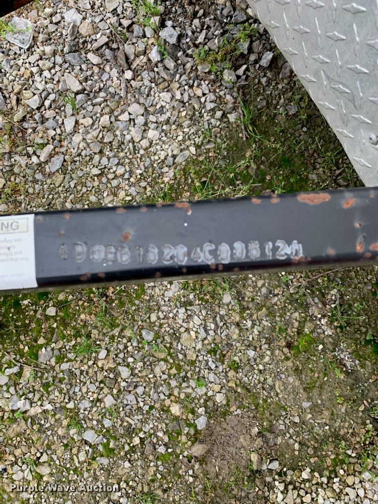 image for item GD9094 2004 Shelby enclosed cargo trailer