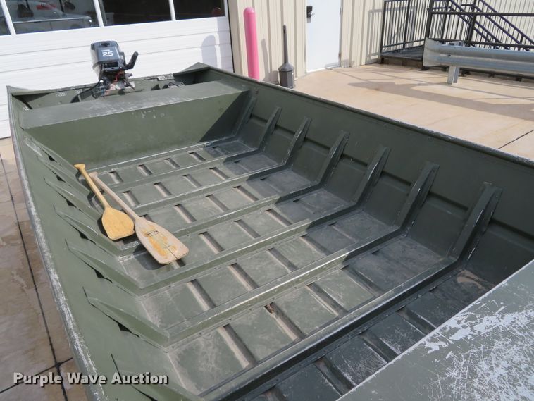 image for item GI9164 2005 Alumacraft 1648 jon boat