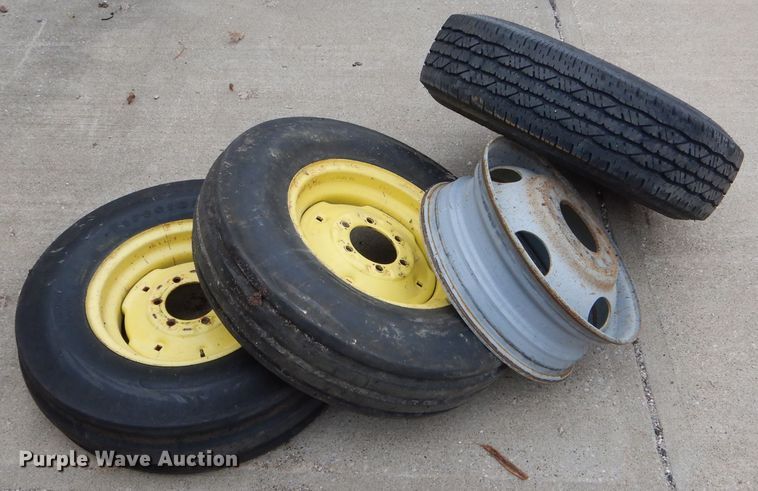 image for item GO9583 Tires and wheels