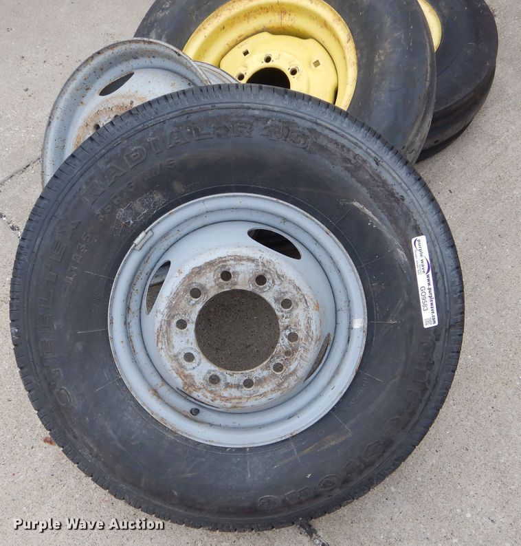 image for item GO9583 Tires and wheels