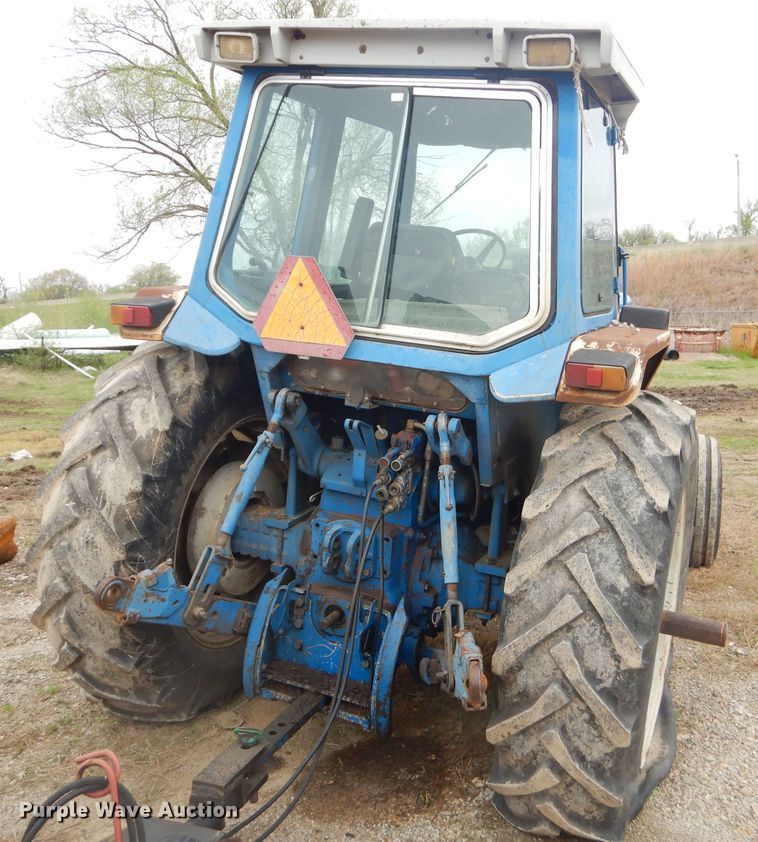 image for item GP9031 1987 Ford TW-25 tractor