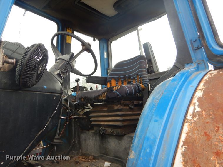 image for item GP9031 1987 Ford TW-25 tractor