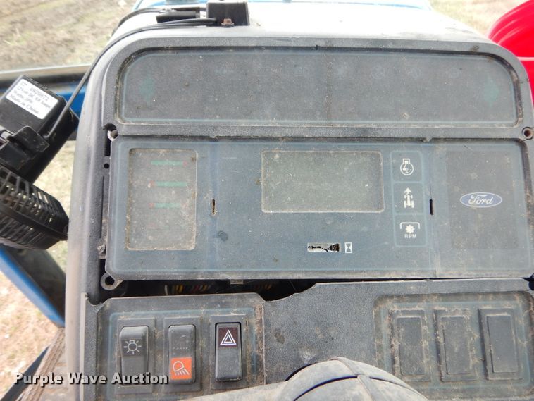 image for item GP9031 1987 Ford TW-25 tractor