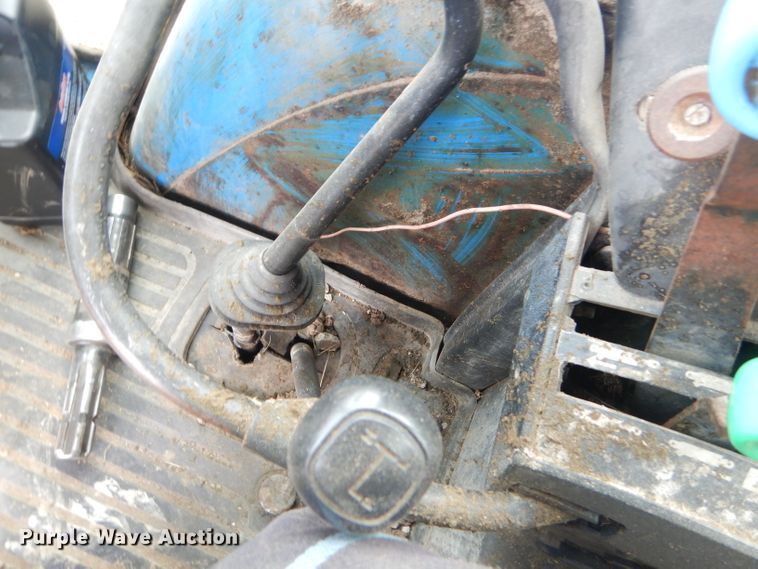 image for item GP9031 1987 Ford TW-25 tractor