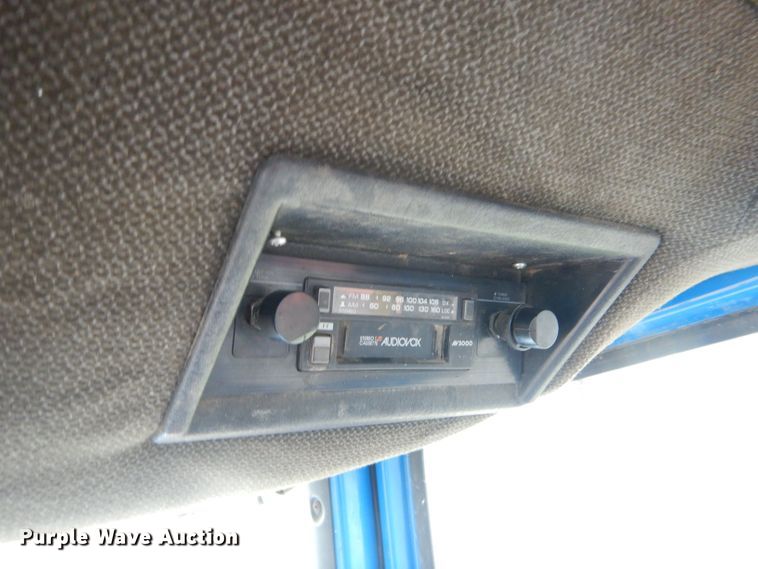 image for item GP9031 1987 Ford TW-25 tractor