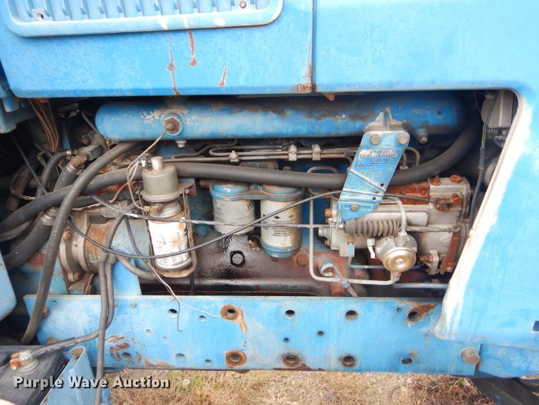 image for item GP9031 1987 Ford TW-25 tractor