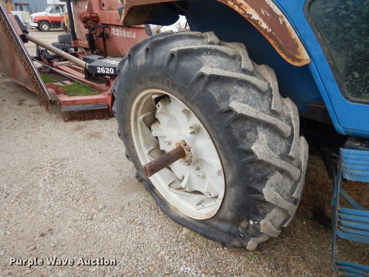 image for item GP9031 1987 Ford TW-25 tractor