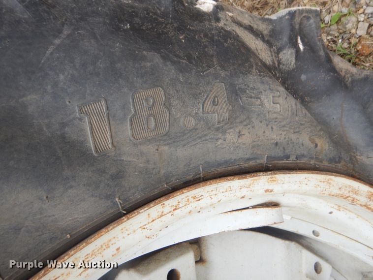 image for item GP9031 1987 Ford TW-25 tractor