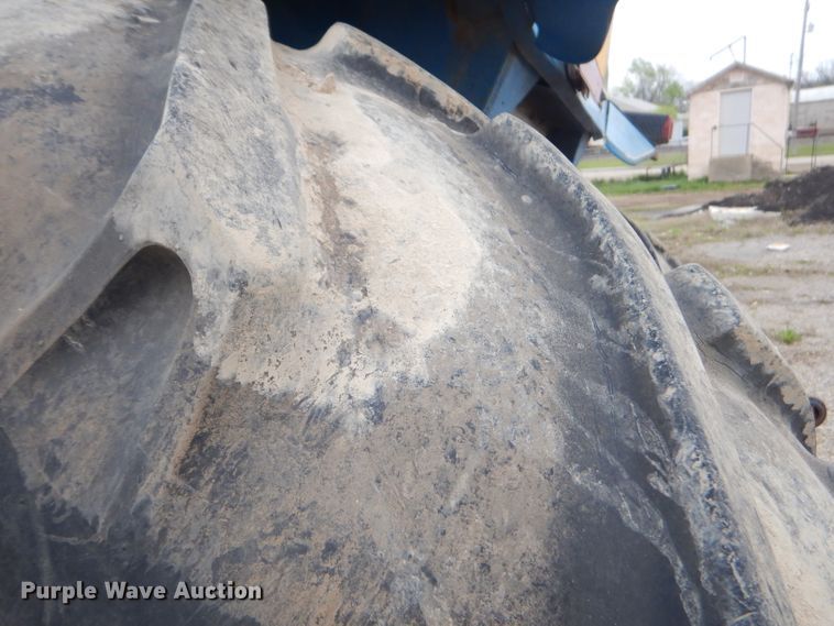 image for item GP9031 1987 Ford TW-25 tractor