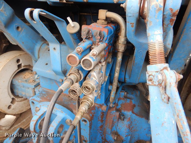 image for item GP9031 1987 Ford TW-25 tractor