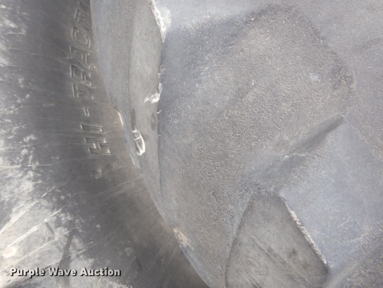 image for item GP9031 1987 Ford TW-25 tractor