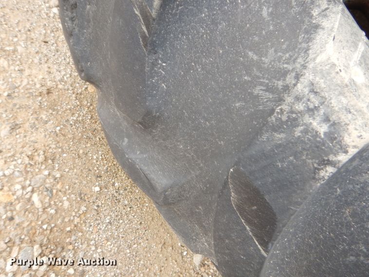 image for item GP9031 1987 Ford TW-25 tractor