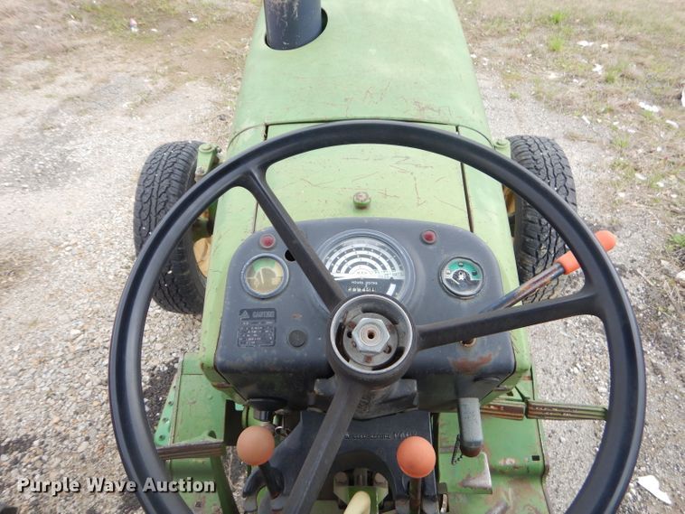 image for item GP9033 1976 John Deere 2240 tractor