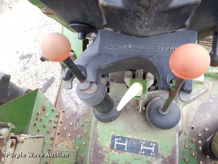 image for item GP9033 1976 John Deere 2240 tractor