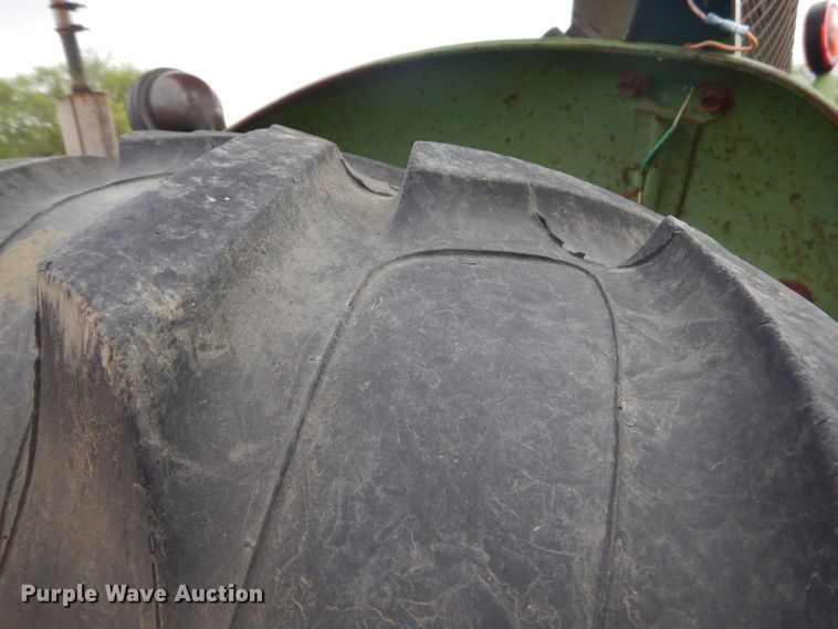 image for item GP9033 1976 John Deere 2240 tractor