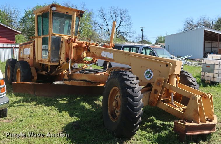 image for item GS9801 John Deere 760A motor grader