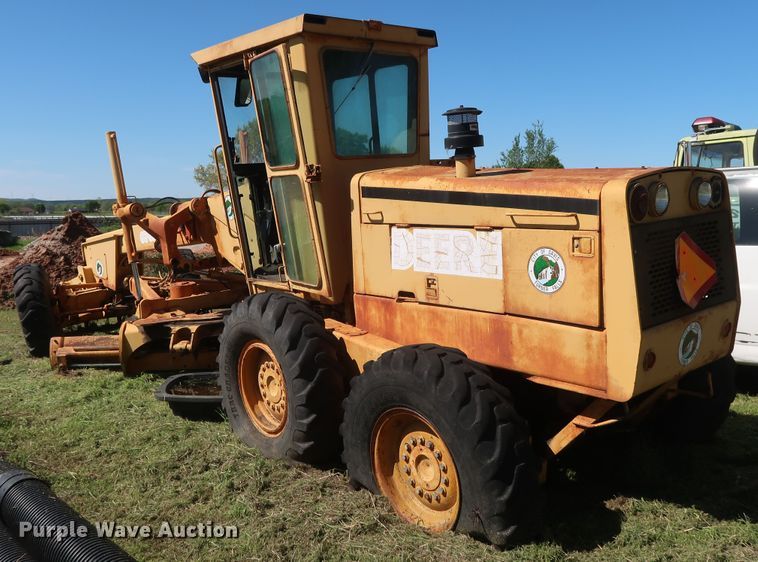 image for item GS9801 John Deere 760A motor grader