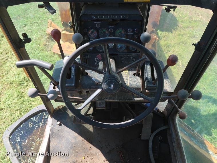 image for item GS9801 John Deere 760A motor grader