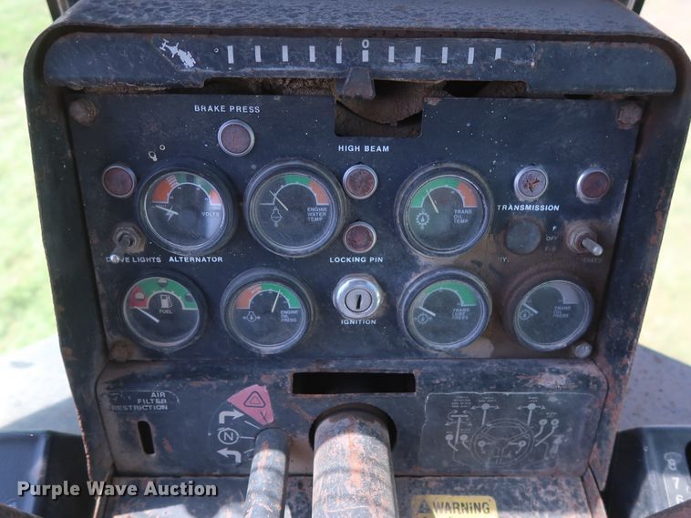 image for item GS9801 John Deere 760A motor grader