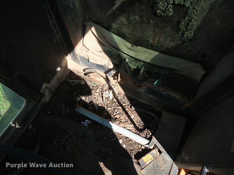 image for item GS9801 John Deere 760A motor grader