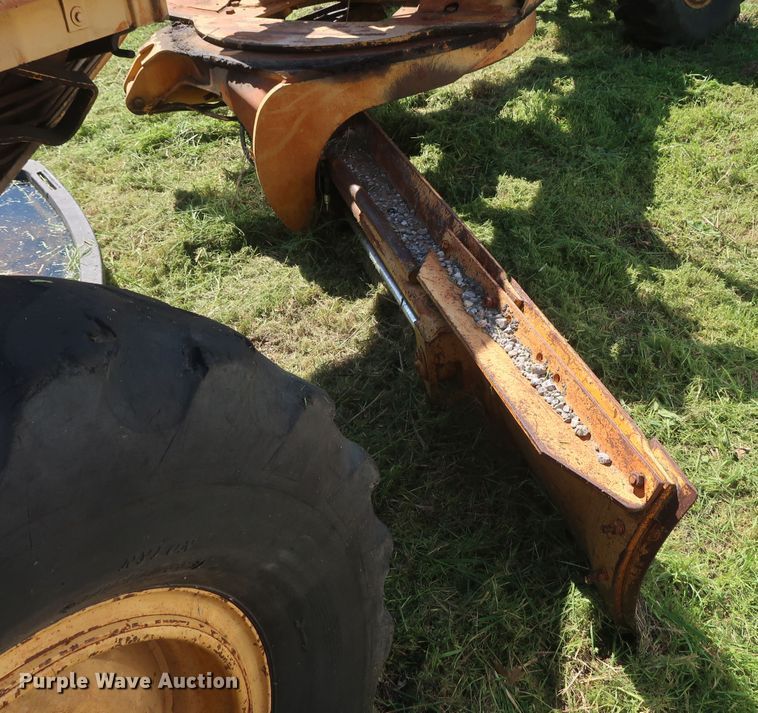 image for item GS9801 John Deere 760A motor grader