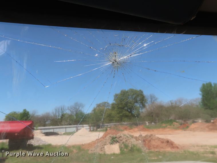 image for item GS9805 1981 Ford F600 flatbed truck