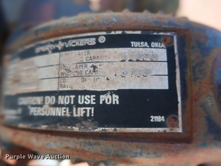 image for item GS9805 1981 Ford F600 flatbed truck